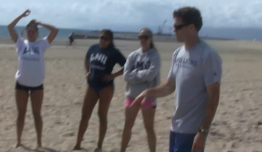 Tom Black Sand Volleyball Warm Up Drills – Blocker Pull Or Stay Up Drill From Practice 2